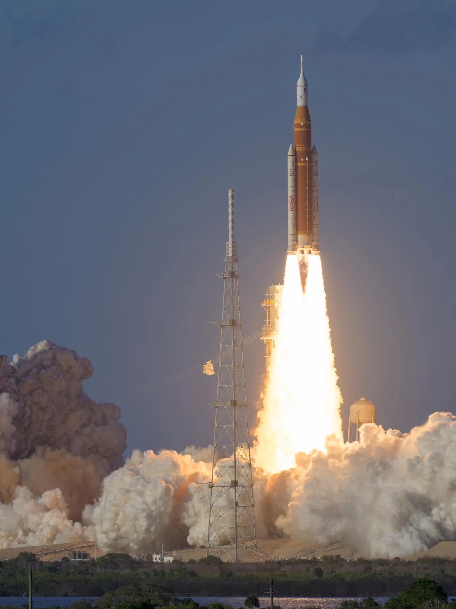 Artemis II Astronauts Resolve Toilet Malfunction Shortly After Launch