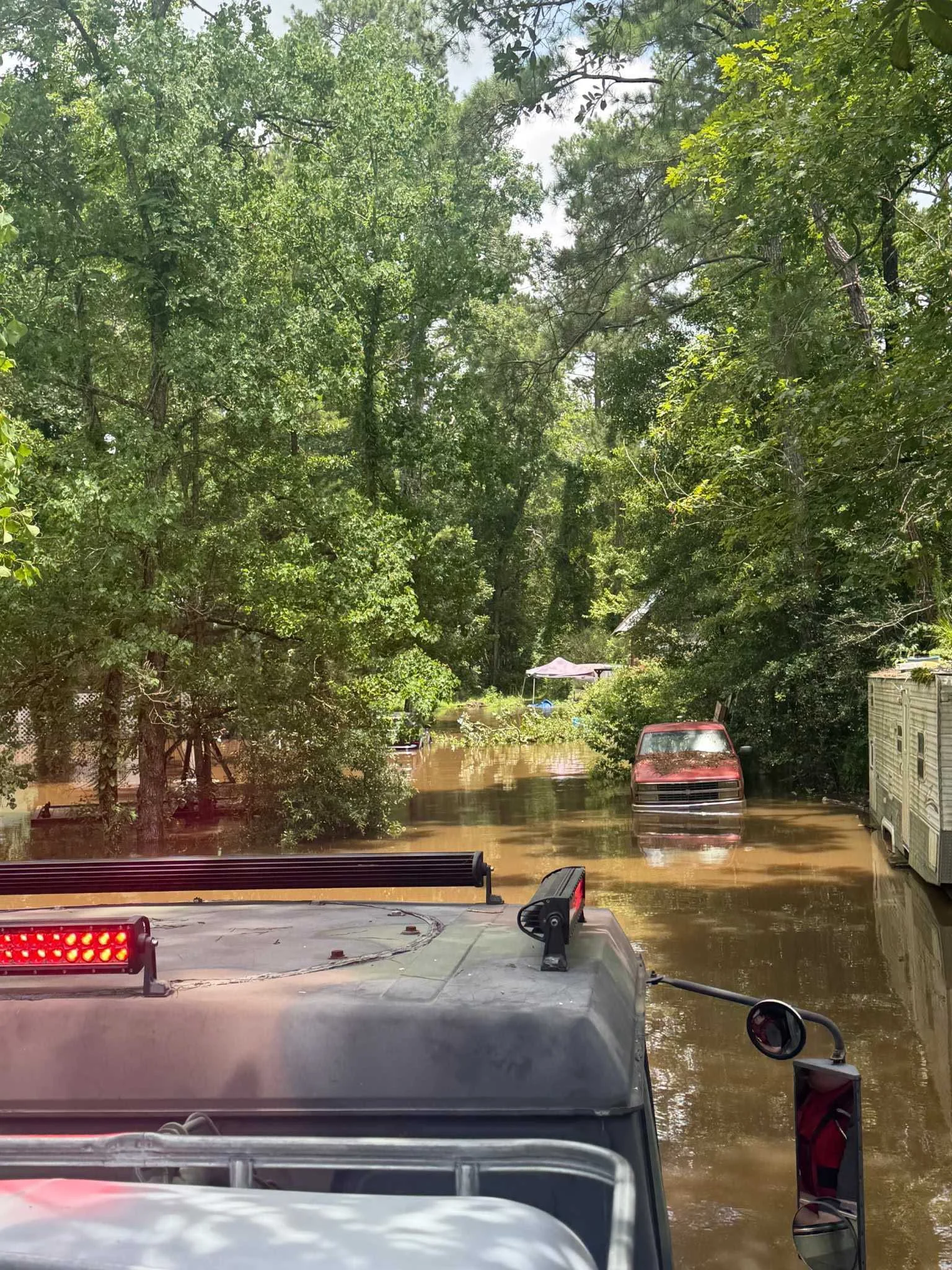 High Water Rescues Underway as Tchefuncte River Continues Rising in Folsom