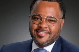 State Senator Larry Selders Dies at 44